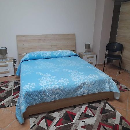 אבולה Casa Vacanze A 2 Minuti Dal Mare מראה חיצוני תמונה