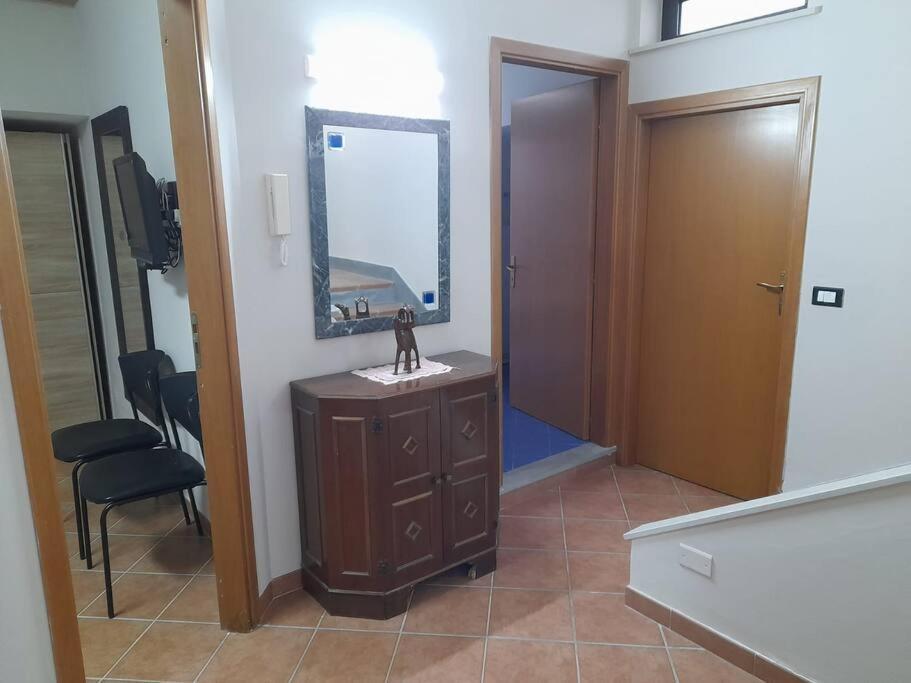 אבולה Casa Vacanze A 2 Minuti Dal Mare מראה חיצוני תמונה